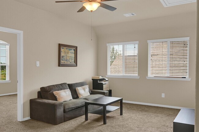Building Photo - 18735 Waketon Dr
