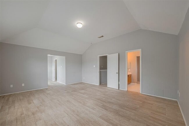Building Photo - 9926 Myrtle Field Ln