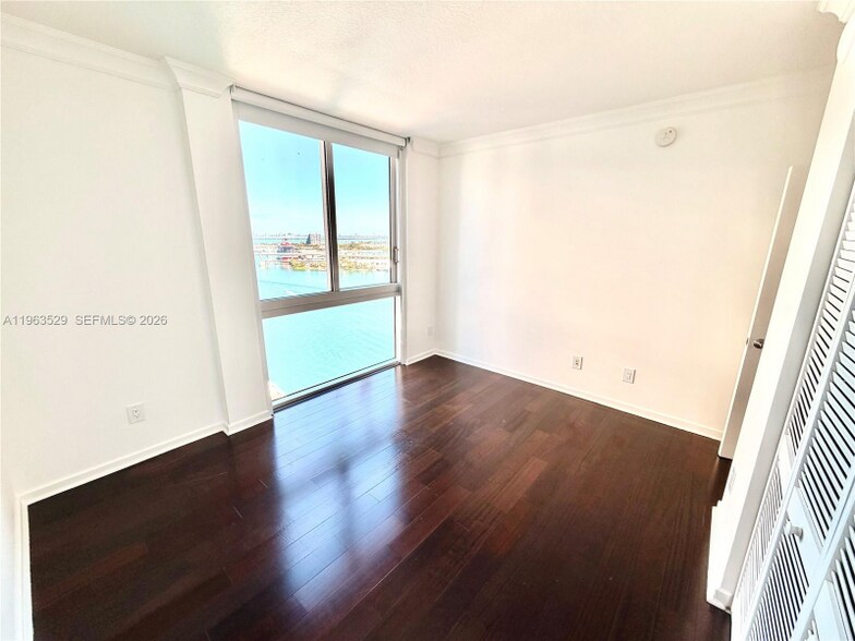 Building Photo - 335 S Biscayne Blvd