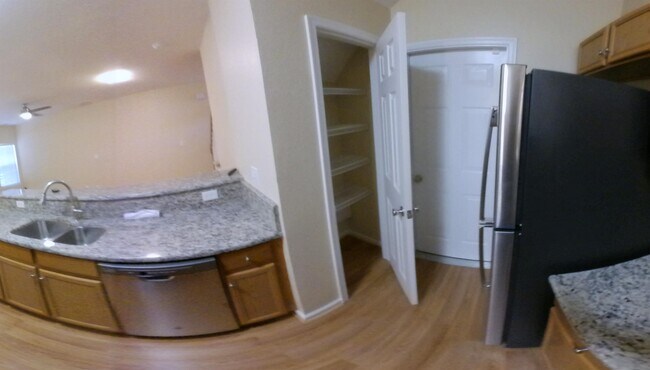 Building Photo - 103 Pinter Ct