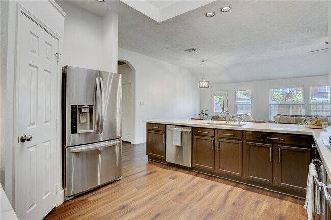 Building Photo - 11319 Windy Creek Dr