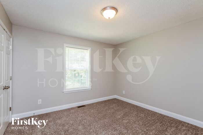 Building Photo - 714 Berkshire Dr
