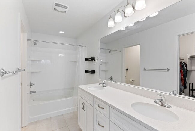 Building Photo - Coming Soon!