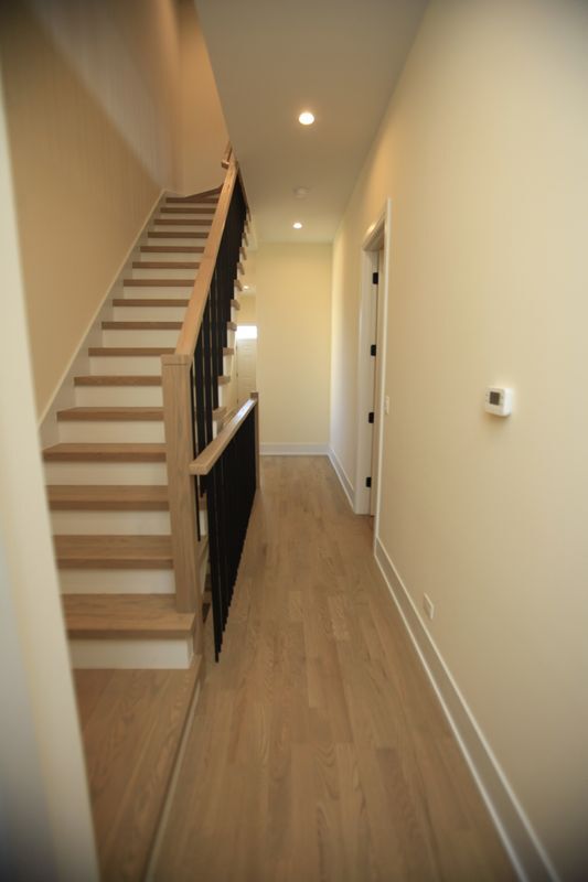 Building Photo - 1029 N Winchester Ave