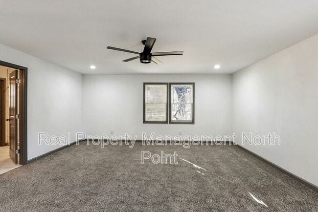 Building Photo - 2616 Northview Ave