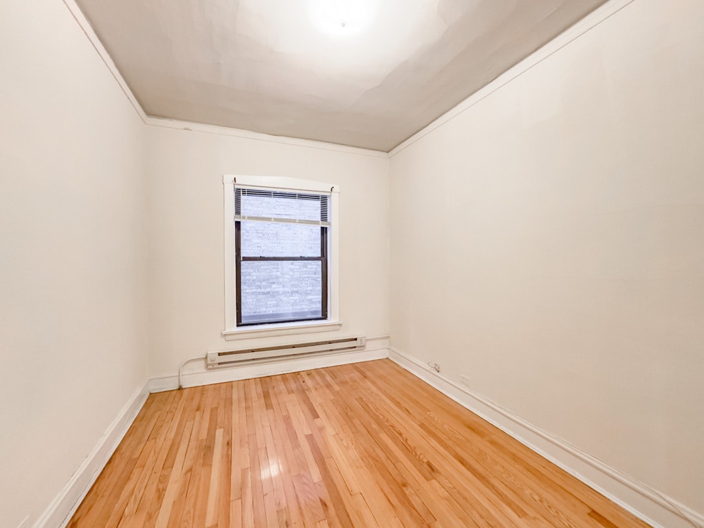 Building Photo - 1036 Dempster St