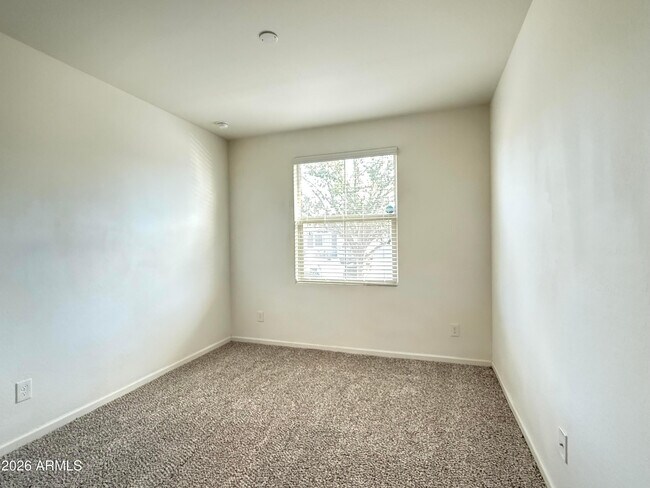 Building Photo - 2372 E Dust Devil Dr