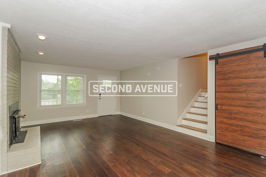 Building Photo - 67 Red Oak Dr