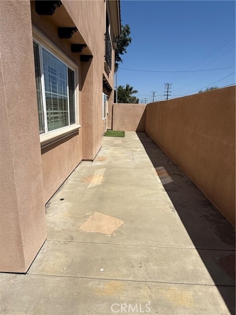 Building Photo - 5004 Onyx St