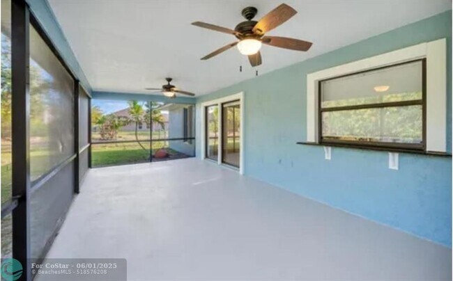 Building Photo - 3951 SW Cheribon St