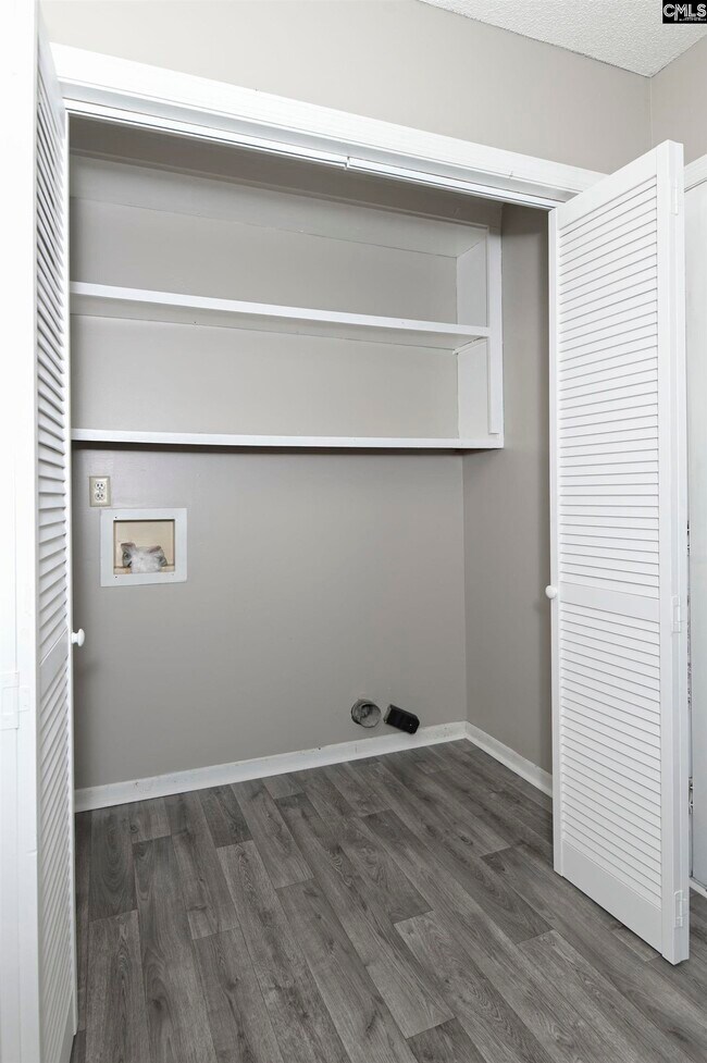 Building Photo - 14 Highgate Cir