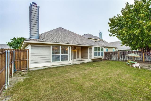 Building Photo - 9800 Old Field Dr