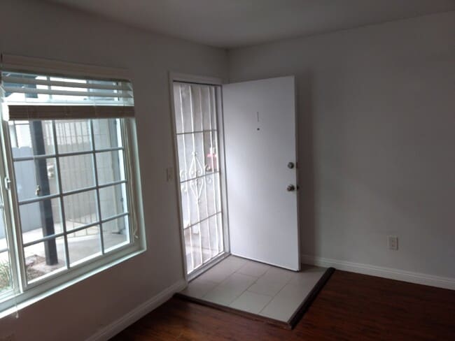 Building Photo - 4225 42nd St