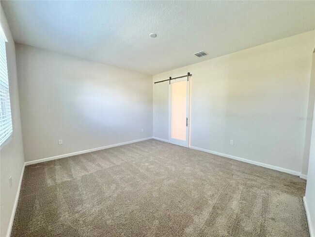 Building Photo - 656 Hennepin Lp
