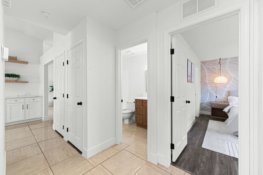 Building Photo - 329 Wintercress Dr