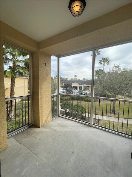 Building Photo - 5125 Palm Springs Blvd