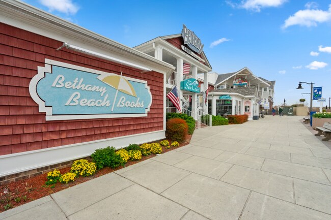 Building Photo - 32334 Norman Ln