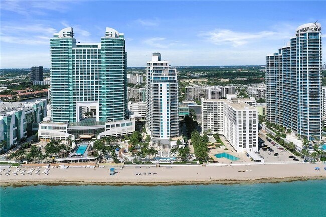 Building Photo - 3535 S Ocean Dr