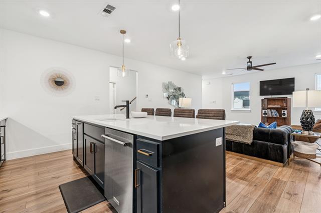 Building Photo - 1545 Cosette Dr