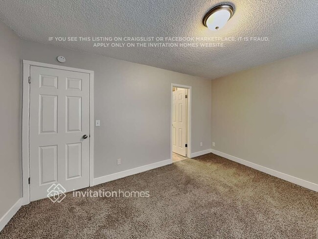 Building Photo - 19857 E Cornell Ave