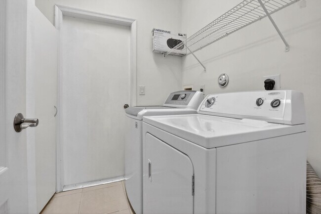 Building Photo - 19343 SW 60th Ct