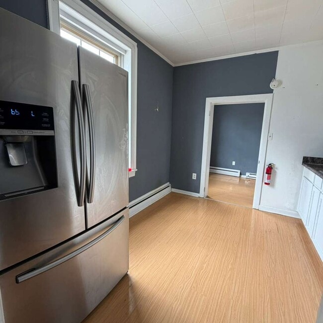 Building Photo - 105 N Conococheague St