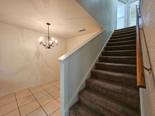 Building Photo - RENT REDUCTION & AVAILABLE NOW!