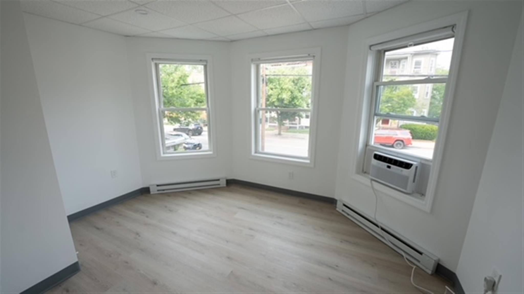 Building Photo - 303 Boston Ave