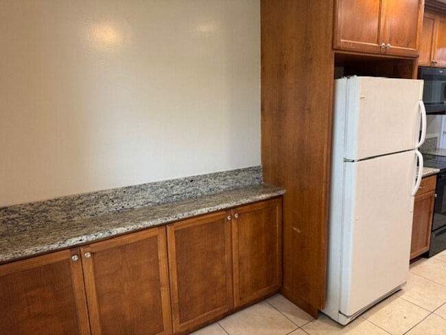 Building Photo - Newly Renovated 4 Bedroom 2 Bath home, wit...