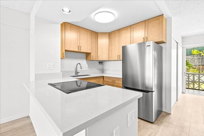Building Photo - Newly renovated one bedroom condo with lov...