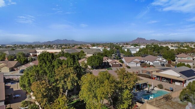 Building Photo - Beautiful Alta Mesa Home!