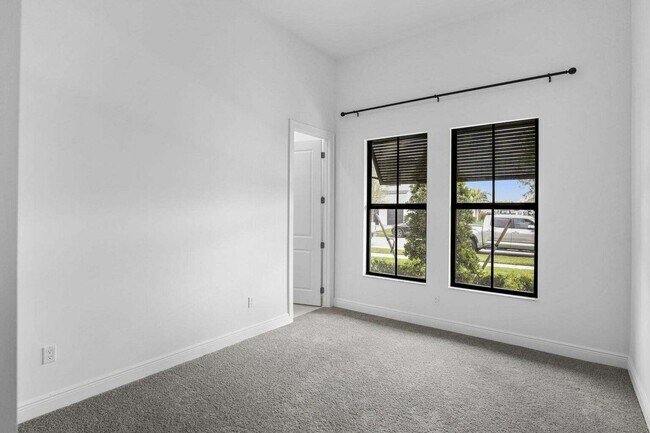 Building Photo - 13378 Artisan Cir