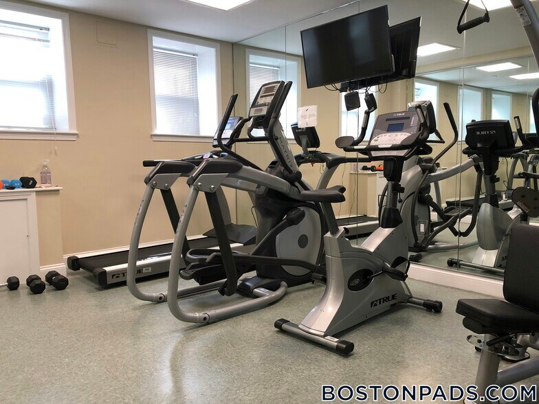 Building Photo - 3 Chauncy St