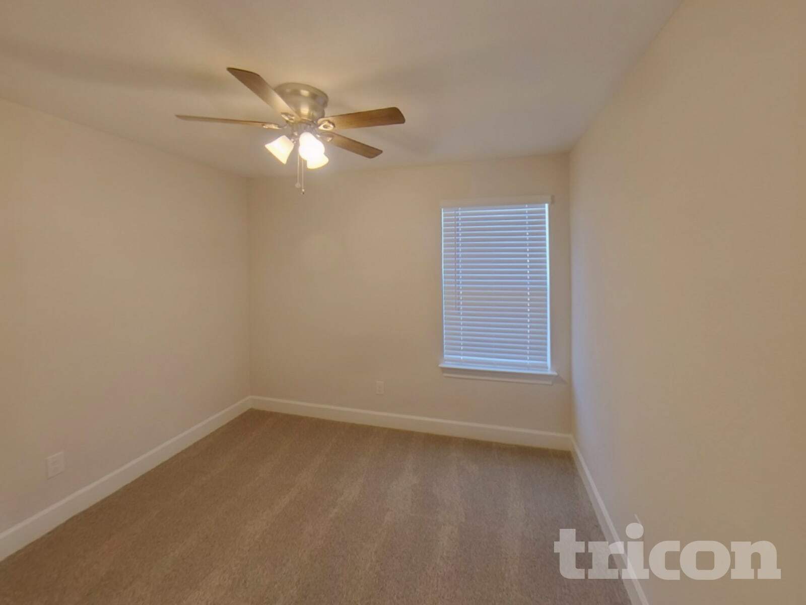 Building Photo - 1214 Dye Blvd