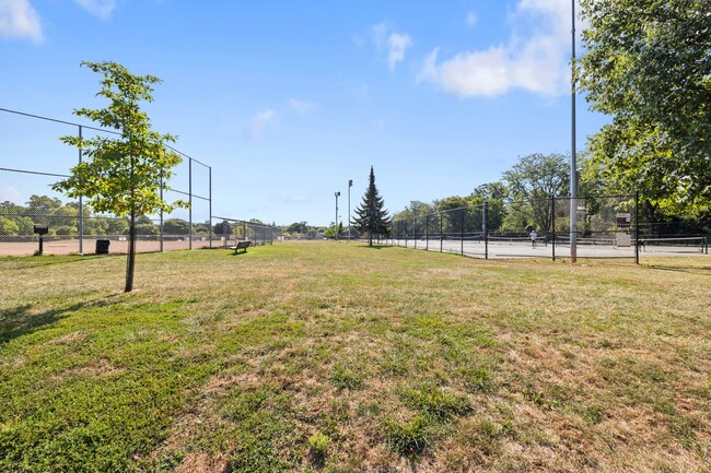 Building Photo - 181 Amazon Pl