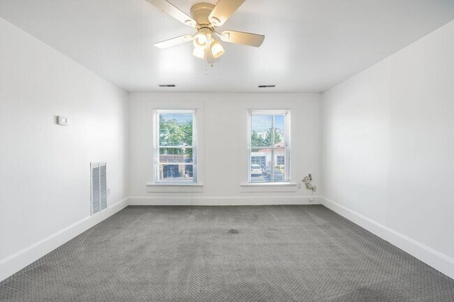 Building Photo - 621 Lafayette Blvd
