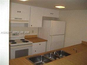 Building Photo - 4045 SW 68th Way