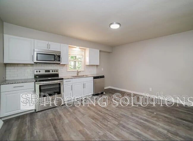 Building Photo - 11500 Anderson St