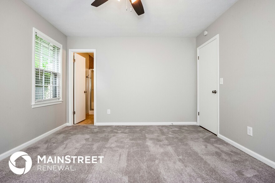 Building Photo - 3438 Creekwood Dr SE