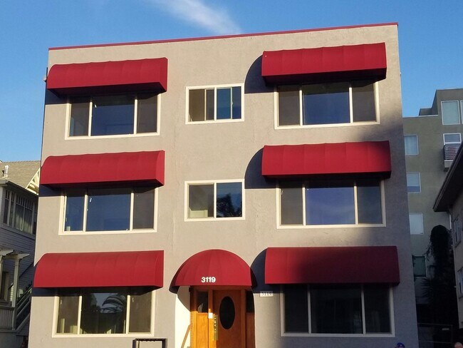 Building Photo - 3119 Fifth Ave