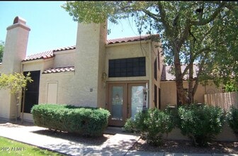 Building Photo - 602 N May