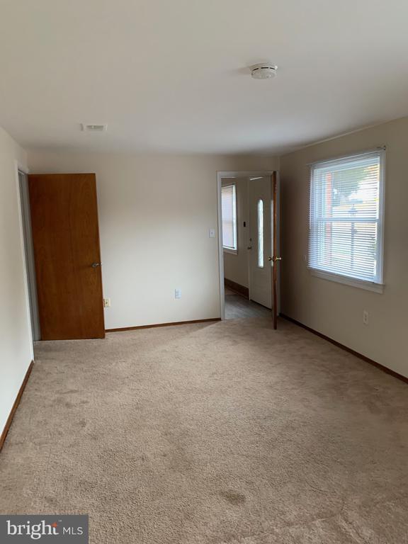 Building Photo - 4634 Evansdale Rd