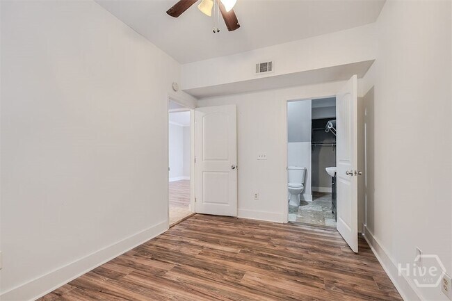 Building Photo - 508 E Liberty