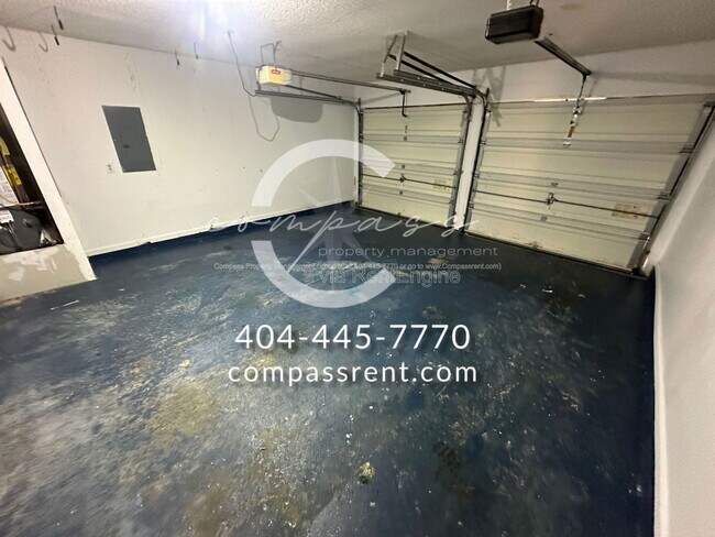 Building Photo - 2106 Clearvista Dr NW