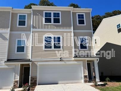 Building Photo - 2036 Sandwood Loch Dr