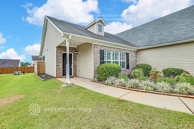 Building Photo - 805 City Park Dr