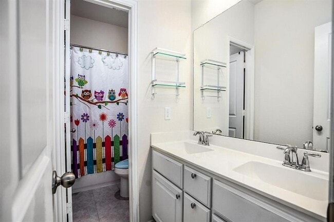 Building Photo - 10903 Kennowy Ct