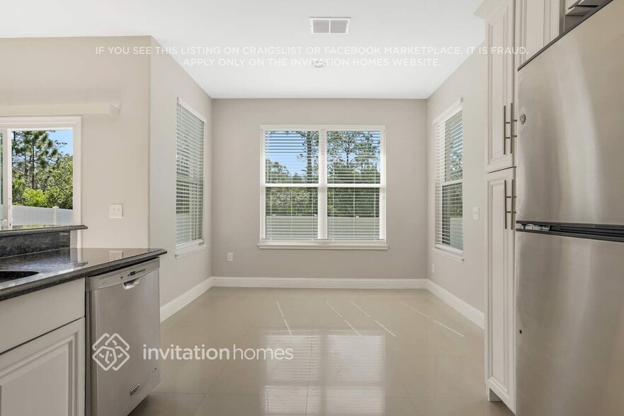 Building Photo - 1146 Lake Biscayne Way