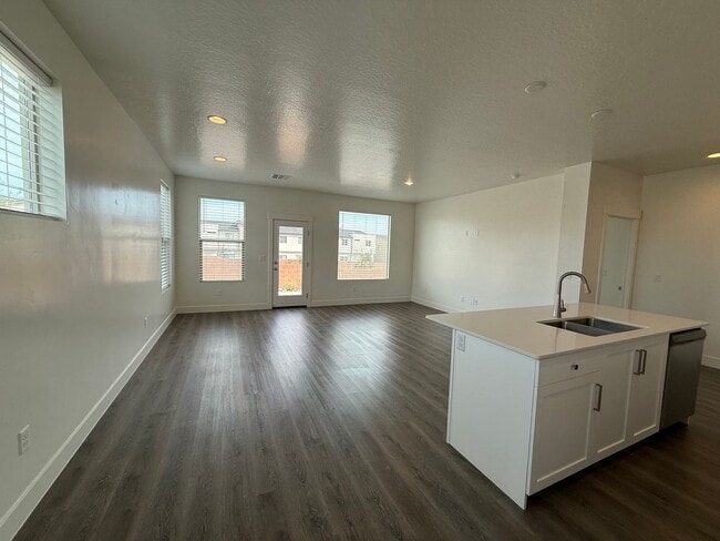 Building Photo - Southern View Home for Rent