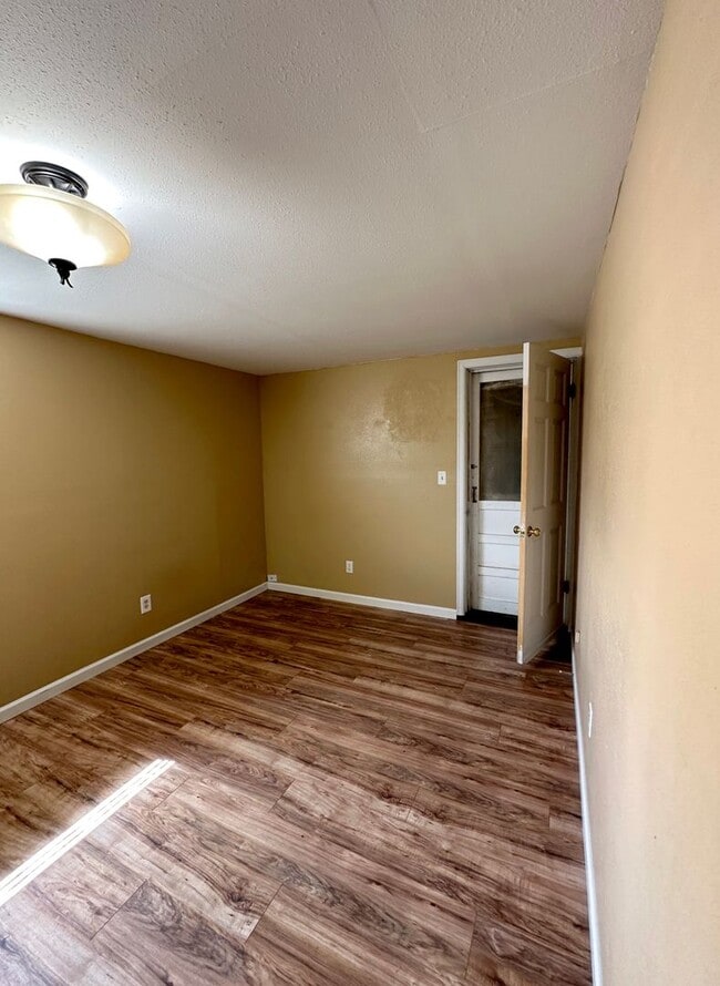 Building Photo - Cutest 3-Bedroom House with Covered Back Patio + Bonus Storage/Office!